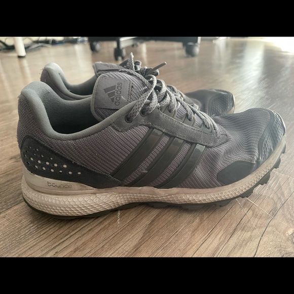 Adidas - Picture 2 of 3